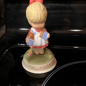 Vintage Avon figurine